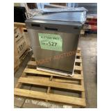 SUMMIT 24'  Dishwasher (Damaged);