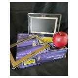 Haier 7' Photo Frame