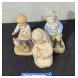 Trio of Porcelain figurines lot.