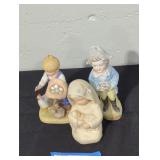 Trio of Porcelain figurines lot.