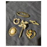 Pins and More Jewelry Lot