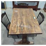 Dinning table and chairs.(47 1/2in L by 29in W).