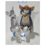 Porcelain figurines lot.