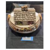 Ceramic Noah's arc pottery.