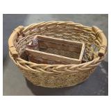 Vintage woven baskets lot.