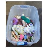 Christmas decor tote lot.