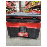 Milwaukee M18 PACKOUT 2.5Gal Wet/Dry Vac
