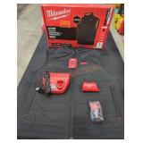 Milwaukee M12 Heated Axis Vest Kit (Grade: B+)