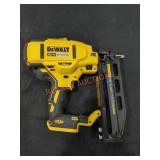 DeWalt 20v XR 16Ga Straight Nailer