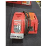 Milwaukee M12 & M18 Charger