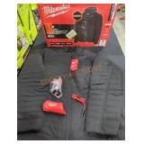 Milwaukee M12 Heated Hooded Jacket Kit