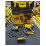 DeWalt 20V 16GA Angled Finish Nailer (Grade: B-)
