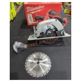 Milwaukee M18 6-1/2" Circular Saw (Grade: B-)