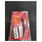 Milwaukee Circuit Breaker Finder (Grade: B+)