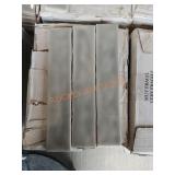 Amadis Fine Line Tile