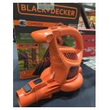 Black & Decker Corded Blower & Vacuum, (Grade: B-)