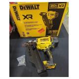 DeWalt 20V 21ï¿½ Plastic Collated Framing Nailer