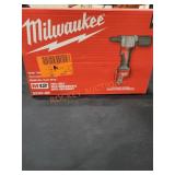 Milwaukee M12 Rivet Tool