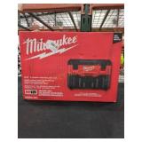 Milwaukee M18 2-Gal Wet Dry Vacuum