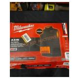 Milwaukee M12 Heated Axis Vest Kit