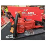 Milwaukee 16" Chainsaw, (Grade: B+)