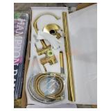 Freestanding Tub Filler