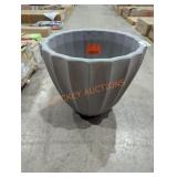 16" Planter