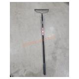 Husky 16-Tine Bow Rake