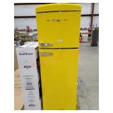 Classic by Unique Refrigerator/Freezer