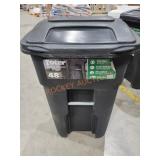 48 Gallon Toter Trash Can