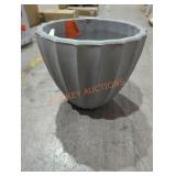 16" Planter
