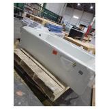 White Kohler bathing tub aprox 15"Hx30"Wx61"L