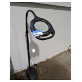 Illuminated Magnifying Floor Lamp