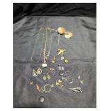 Misc Jewelry Lot