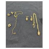 Costume jewelry lot.