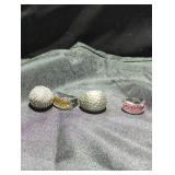 Costume jewelry rings lot.