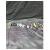 Costume jewelry rings lot.