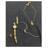 Costume jewelry lot.