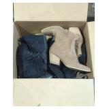 Womens shoes box lot.