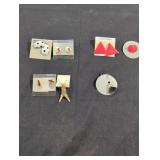 5 costume jewelry earrings lot.