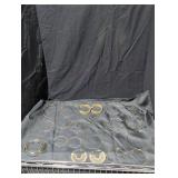 Costume jewelry earrings lot.
