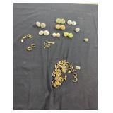 Costume jewelry earrings lot.