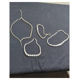 Costume jewelry pearl necklaces lot.