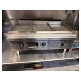 Flat top griddle