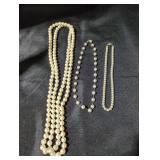 Pearl Necklace Lot