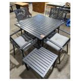 Outdoor Patio Table and Chairs