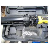 Inventek laser level with case