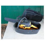 18 inch bar Poulan Pro chainsaw with case