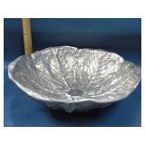 Wilton Armetale cabbage leaf cast aluminum bowl