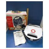 Magic Chef sandwich toaster